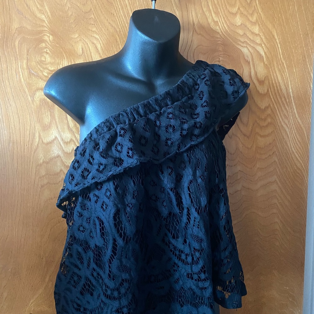 Kendall &Kylie off the shoulder blk lace top L - Picture 3 of 7